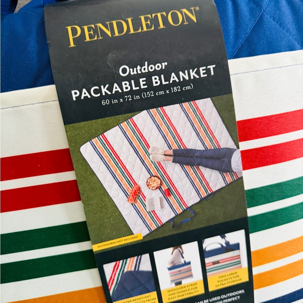 Pendleton outdoor packable blanket - Picture 2 of 6